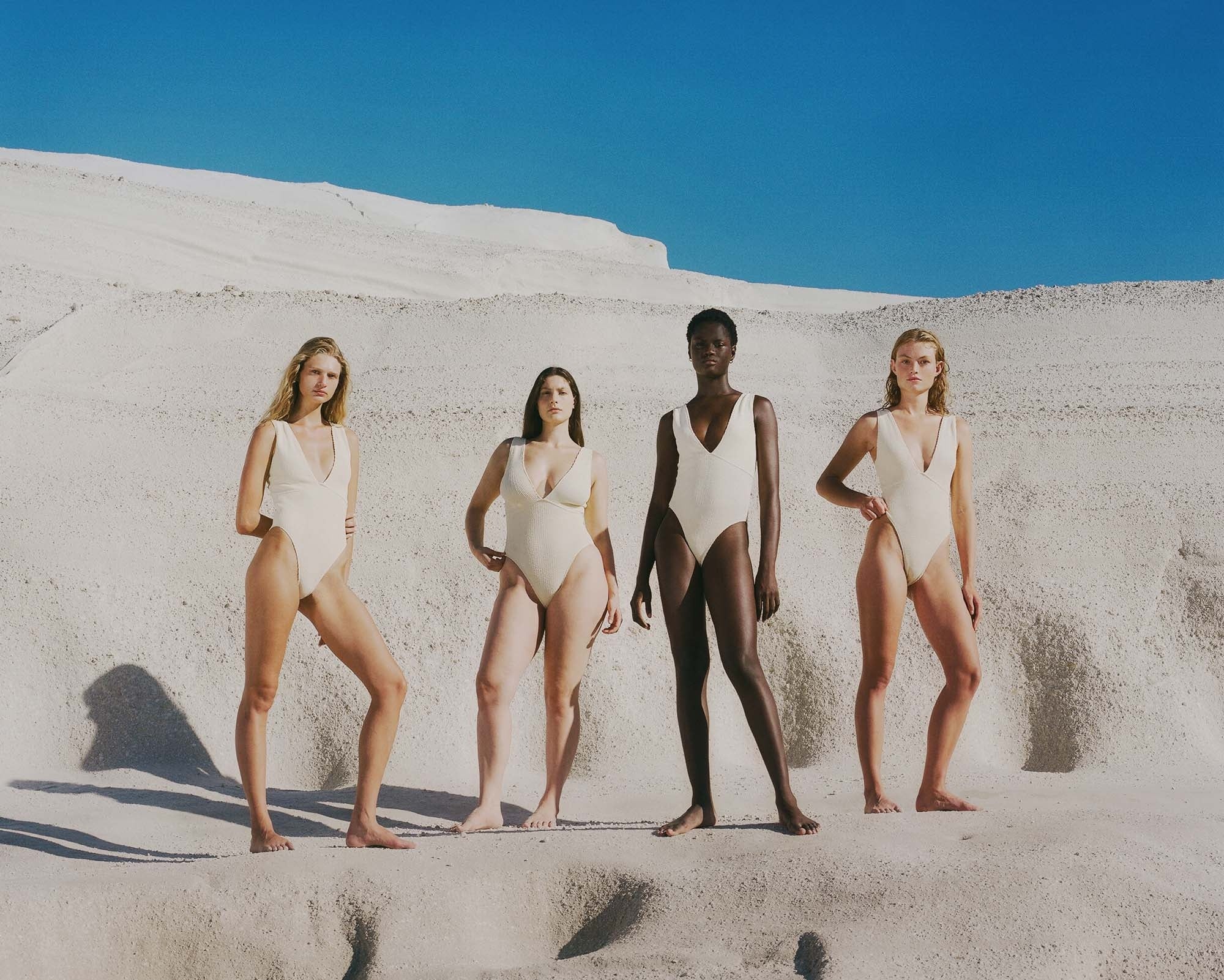 LABEL17 presents SORBET ISLAND's one piece Swimsuit ARIEL in onesize, that fits most. Available in different colors, i.e. Vanillla. Produced in Greece