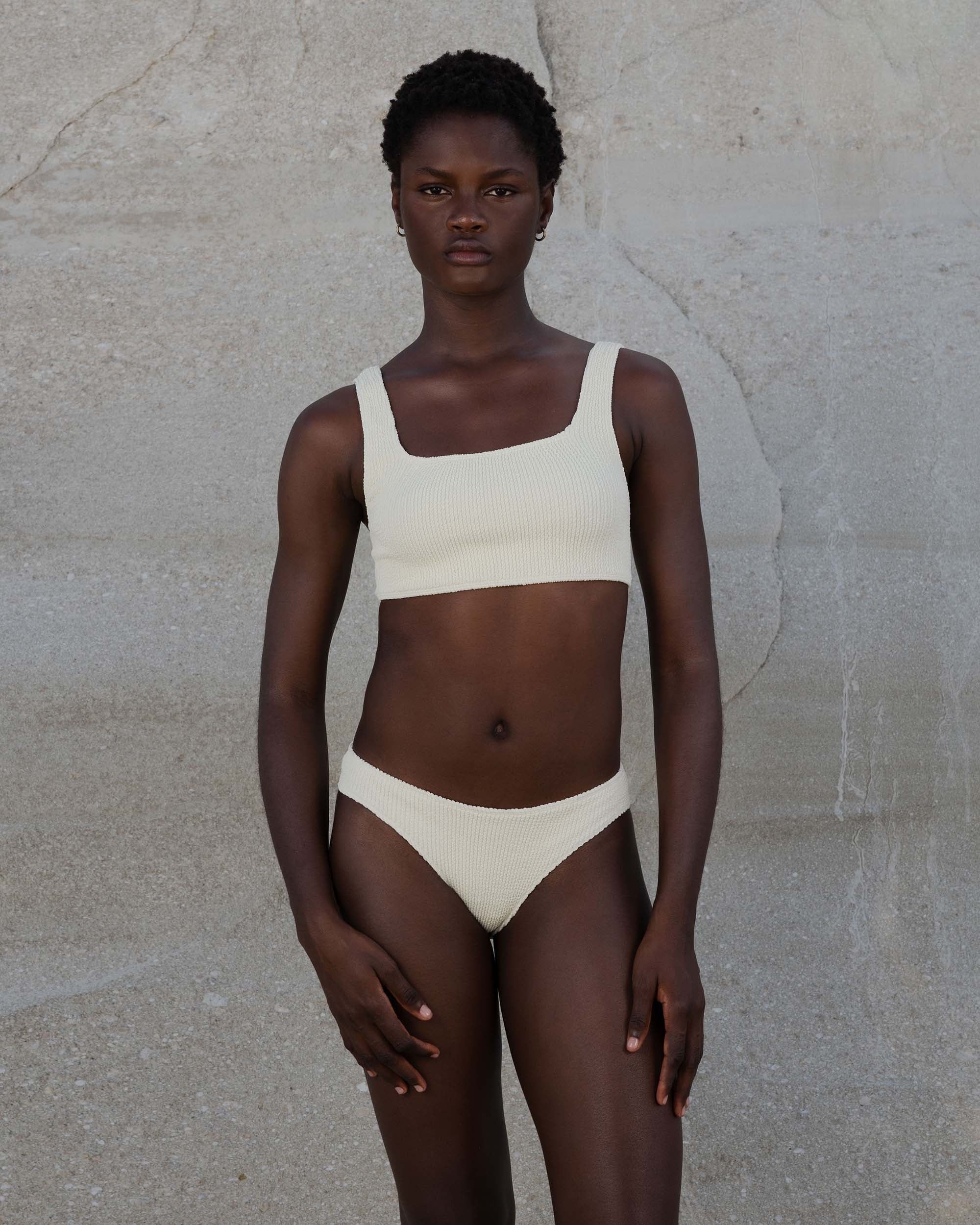 LABEL17 presents SORBET ISLAND's one piece Bikini CELINE in onesize, that fits most. Available in different colors, i.e. Vanilla. Produced and photo-shooted in Greece