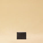 The three-piece Braided Portemonnaie TRINITY by LABEL17 is an ensemble of refined functionality and craftsmanship – made from supple, hand-braided nappa leather. It features a woven zip-around case and two removable inner pouches: one for cards, one for coins.
Handmade in Morocco.