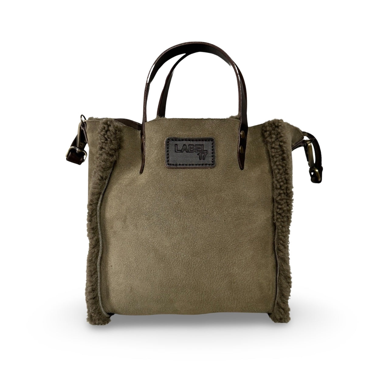 Die LABEL17 Crossbody Bag Shearling Mini ist handgefertigt in der Schweiz