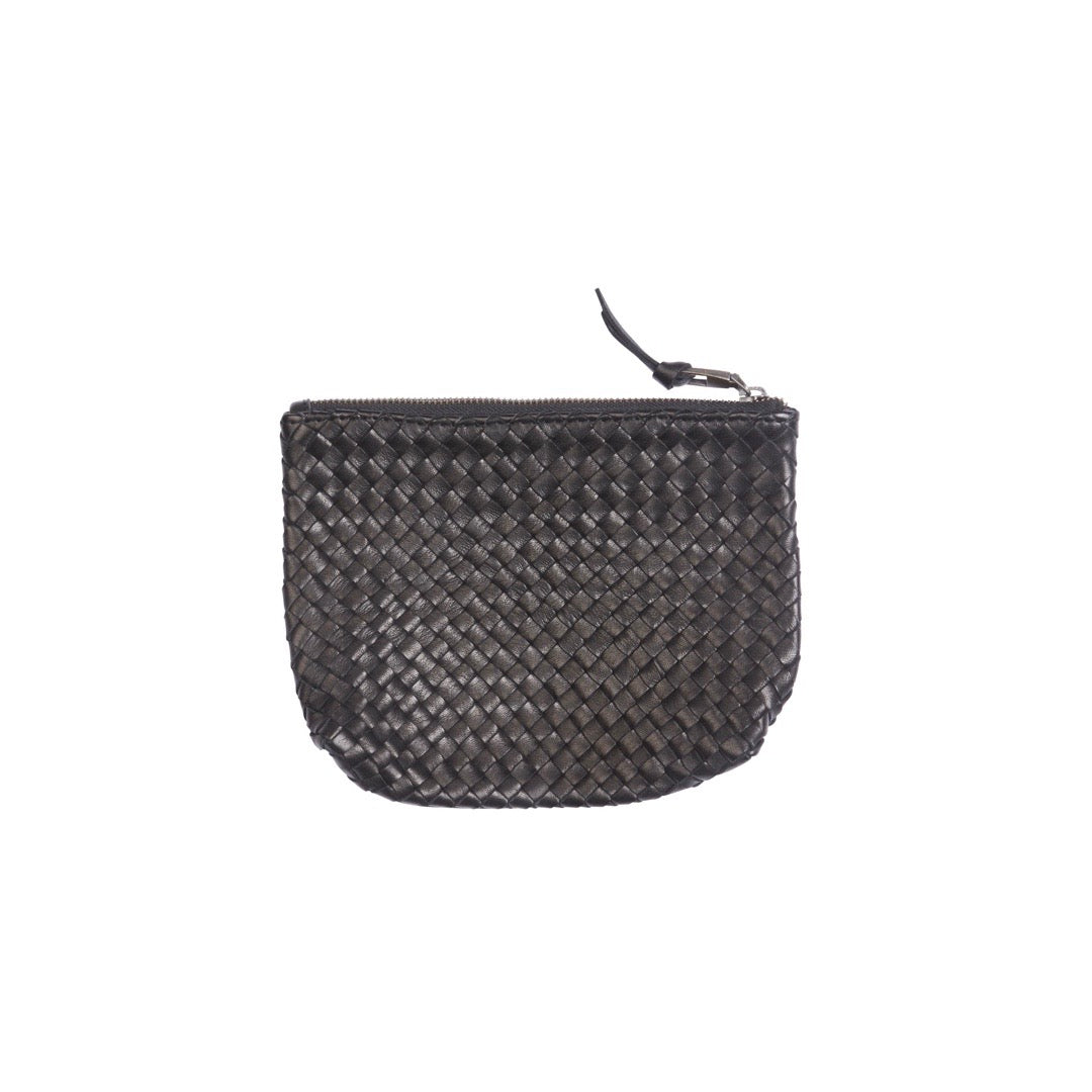 Etui Tresse Small by LABEL17: small pouch for daily items like pencil or make-up things. Made of supple lambnappa leather, hand braided
