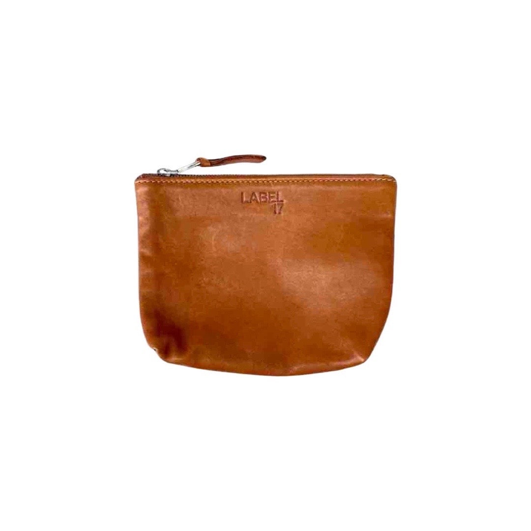 Etui Tresse Small by LABEL17: small pouch for daily items like pencil or make-up things. Made of supple lambnappa leather, hand braided