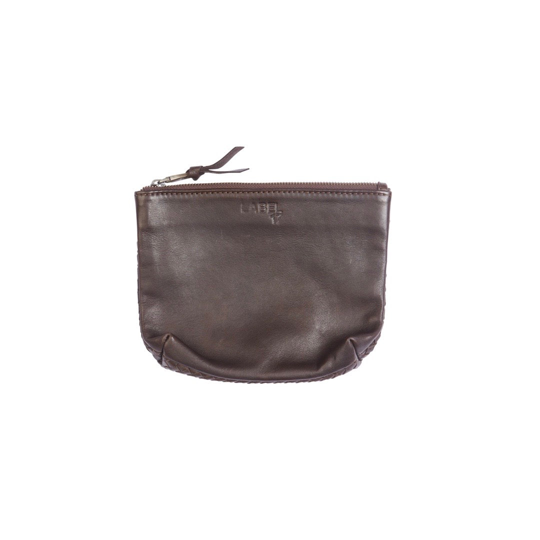 Etui Tresse Small by LABEL17: small pouch for daily items like pencil or make-up things. Made of supple lambnappa leather, hand braided