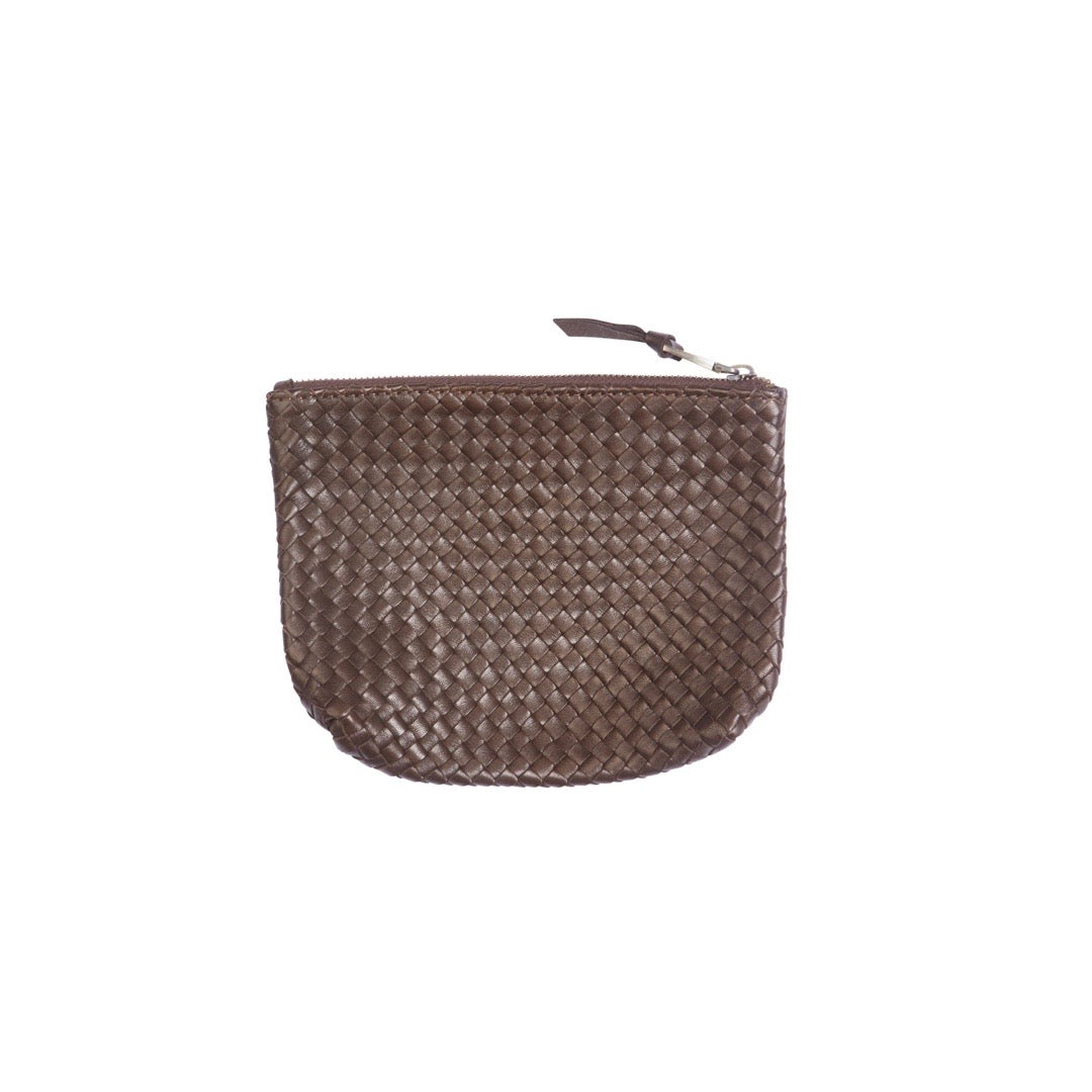 Etui Tresse Small by LABEL17: small pouch for daily items like pencil or make-up things. Made of supple lambnappa leather, hand braided