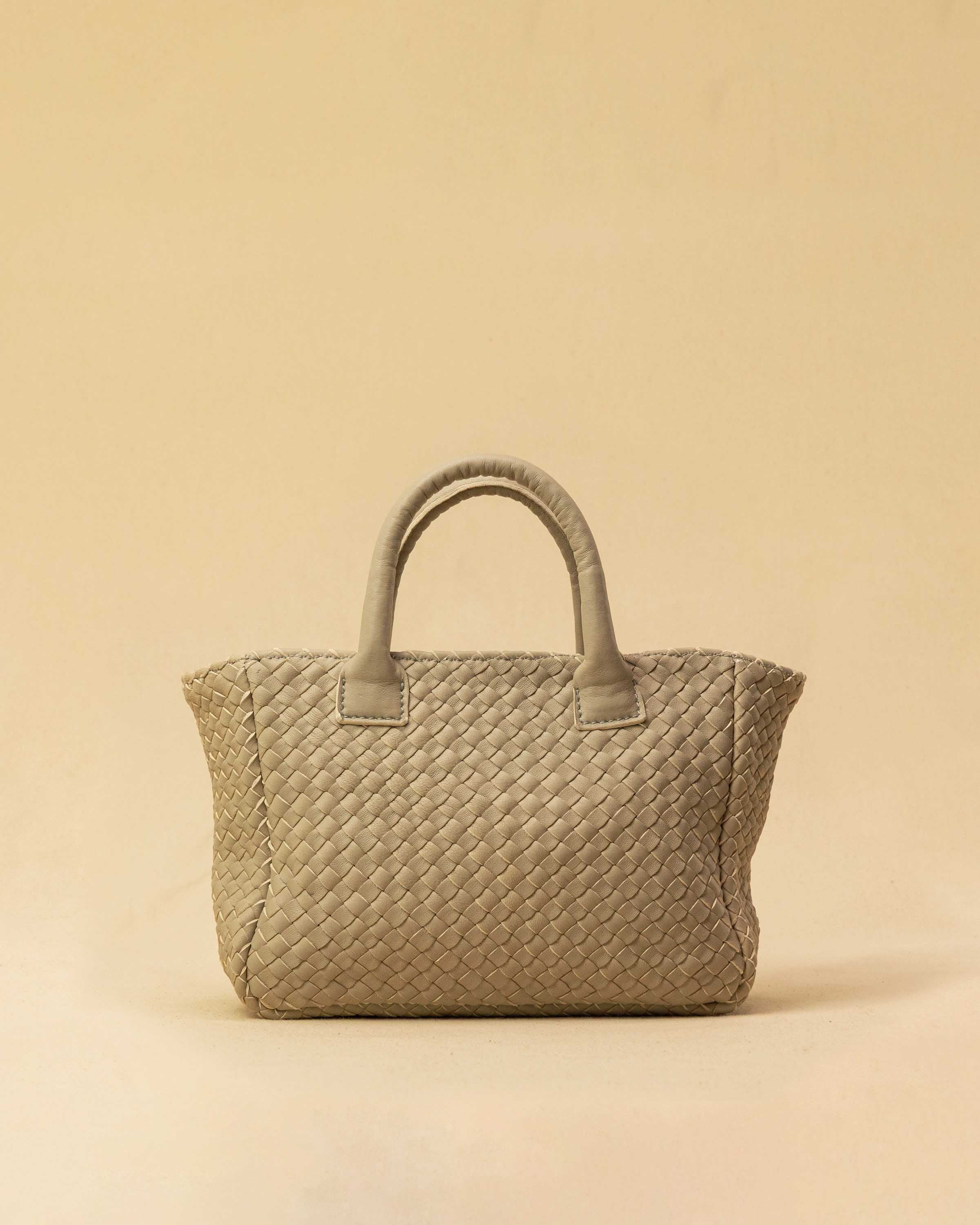 The Handbag Cabas Mini by LABEL17 is the smallest version of the popular Cabas line – a lightweight handbag made from supple, vegetable-tanned nappa leather. Hand-braided, with a zip closure and an adjustable, detachable shoulder strap. The leather-lined interior features a secure inner pocket. Wear it crossbody or carry it by hand – perfect for your essentials on the go. Handmade in Morocco.