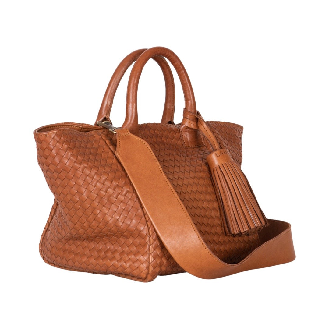 LABEL17 Handbag Tresse Medium Majestic aus geschmeidigem, pflanzlich gegerbtem Lamm-Nappaleder, von Hand geflochten, Cognac Side