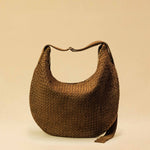 Saddle Bag LUNA aus Suede-Leder in Toffee von LABEL17. Handgefertigt in Marokko