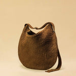 Saddle Bag LUNA aus Suede-Leder in Toffee von LABEL17. Handgefertigt in Marokko