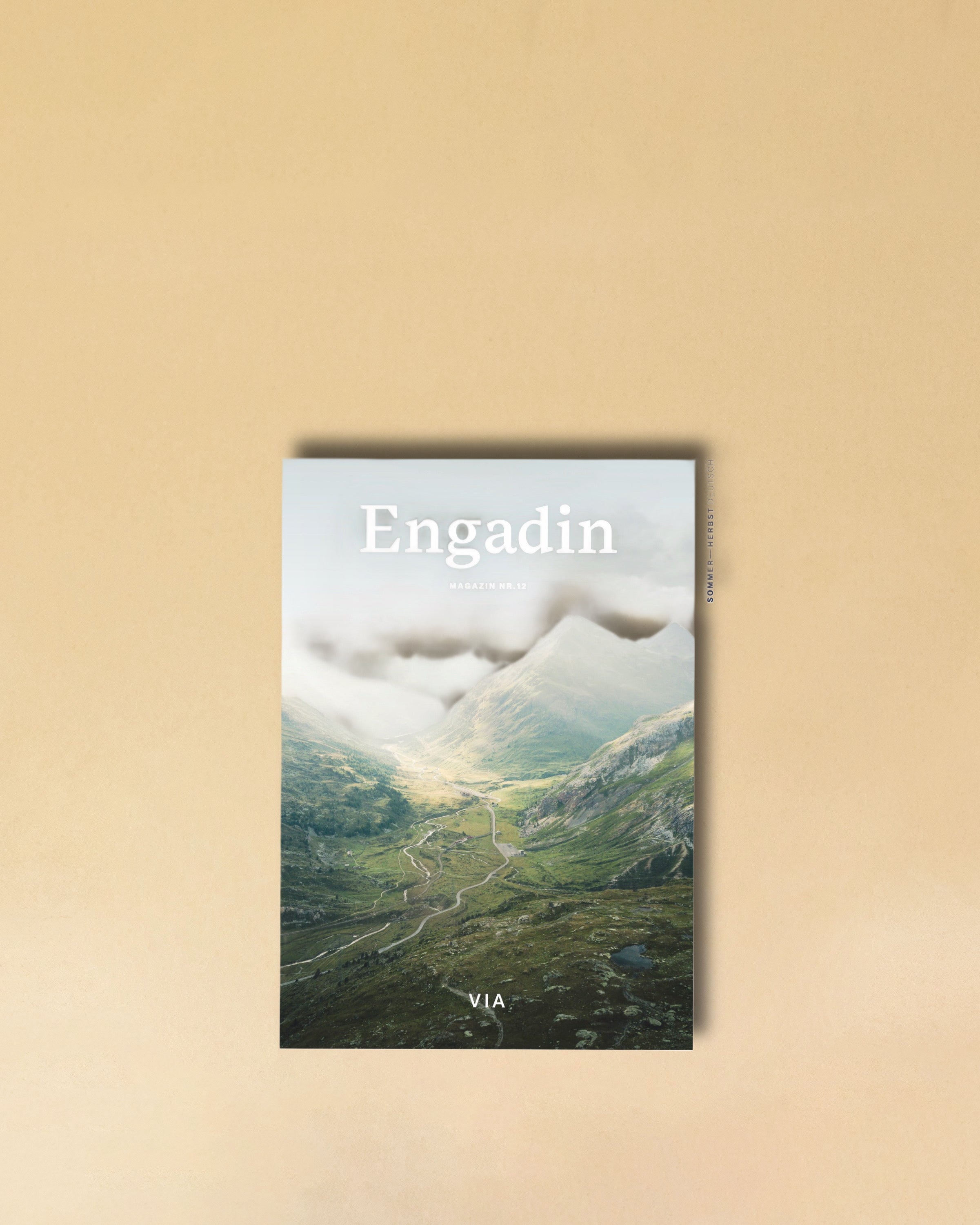 Engadin 12 Via by Transhelvetica erhältlich bei LABEL17