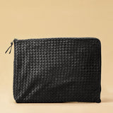 Style and Security, woven into one. The Braided Laptop Case 16 by LABEL17 combines hand-braided lamb nappa leather on the front with smooth leather on the back. Lightly padded, it holds laptops from 15” to 16” securely – with room for documents.
Also available for 13” and 14” devices.
Handmade in Morocco.