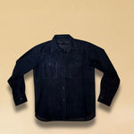 Overshirt 'OLIVIER' von LABEL17 in Blue. Das Shirt-Modell in Suede Qualität begeistert als Übergangsbegleiter. Modische Hemd-Aufmachung, gefertigt in Marokko