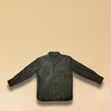 Overshirt 'OLIVIER' von LABEL17 in Olive. Das Shirt-Modell in Suede Qualität begeistert als Übergangsbegleiter. Modische Hemd-Aufmachung, gefertigt in Marokko