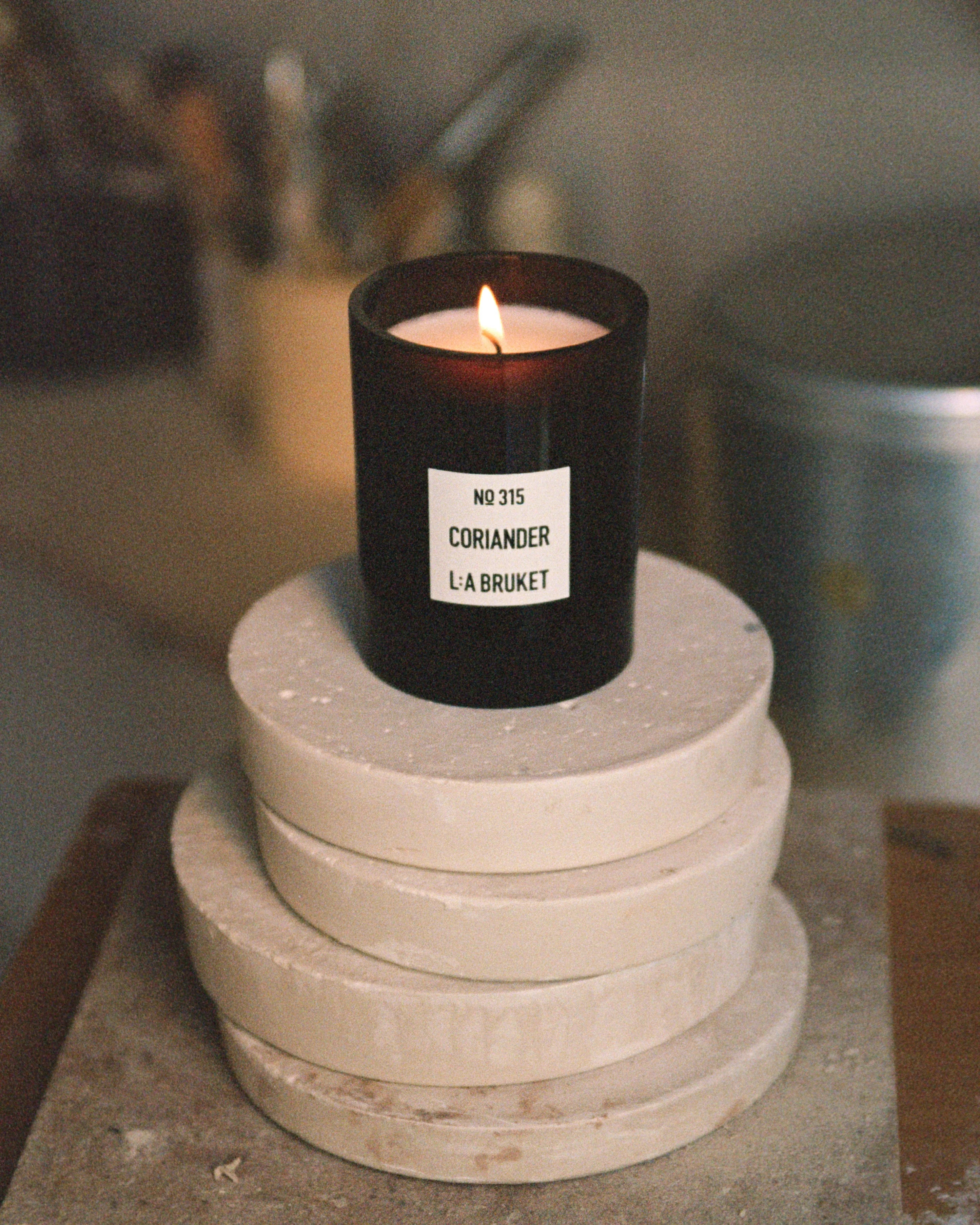 LA BRUKET's 315 Coriander Candle in 260gr glass, produced in Sweden, available at LABEL17 in Zurich Switzerland