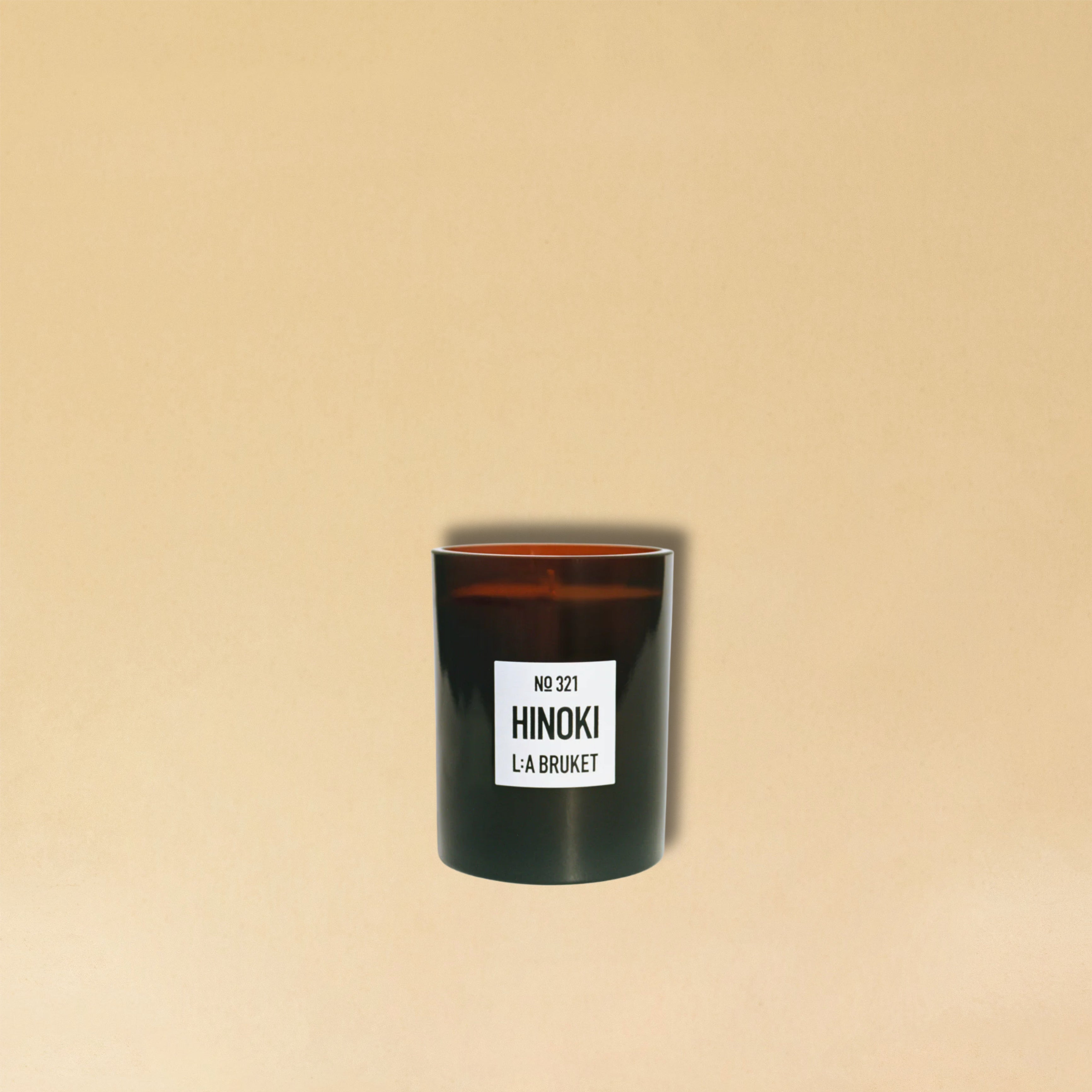 LA BRUKET's 321 Hinoki Candle in a 260 gr glass, produced in Sweden, available and in use at LABEL17 in Zurich Switzerland