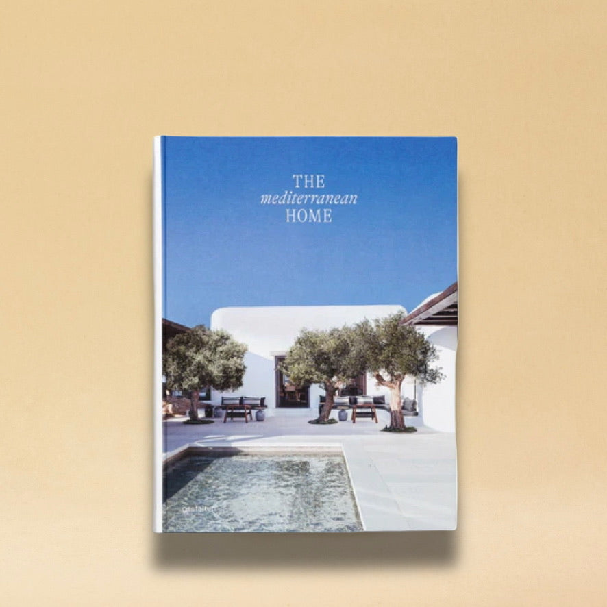With their understated beauty and holistic design, Mediterranean homes are a perennial source of inspiration - The Style of this Book is pairing with the style of LABEL17.