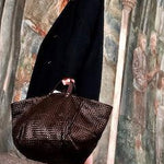 LABEL17 Handbag Tresse Darkbrown, made of supple Lamb-Nappaleather, hand-braided in Morocco