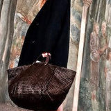 LABEL17 Handbag Tresse Darkbrown, made of supple Lamb-Nappaleather, hand-braided in Morocco