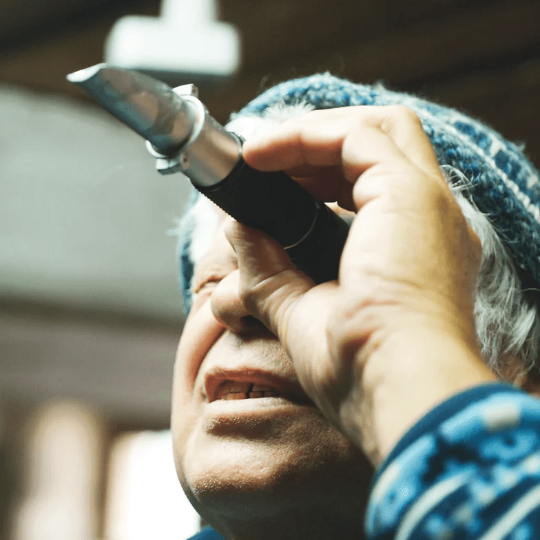 Kranewitt Gin, Handmade in Val Müstair GR, Switzerland, 43 Vol.%, LABEL17