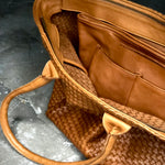 The Bag Organizer PENNY by LABEL17 is crafted from supple nappa leather and brings effortless style and order to large handbags. With integrated outer and inner compartments and a magnetic closure, it fits perfectly into our Shoulder Bag ORIGINAL.
