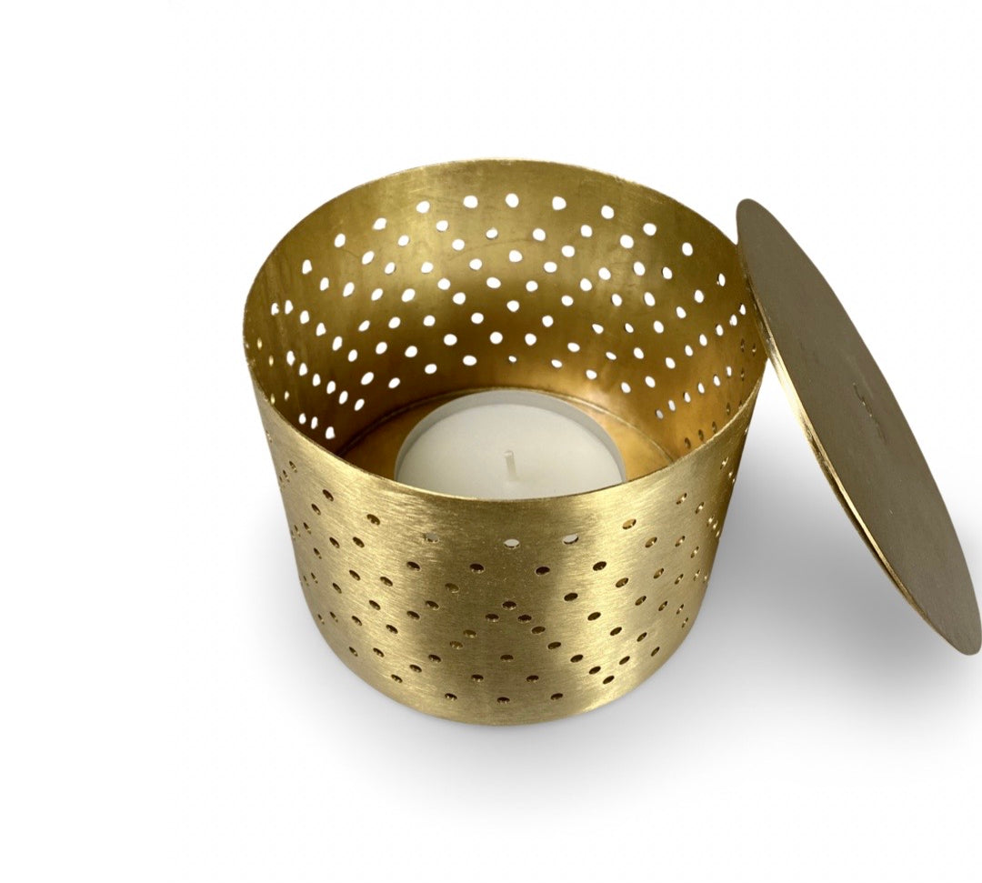 LABEL17 presents Candle Pot Glow in 3 different sizes., runs with tea lights.