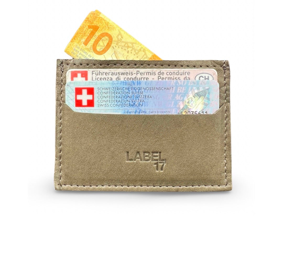 Card Holder, Olive by LABEL17: Kreditkarten-Halter aus geschmeidigem Lamm-Nappaleder, hergestellt in Marokko