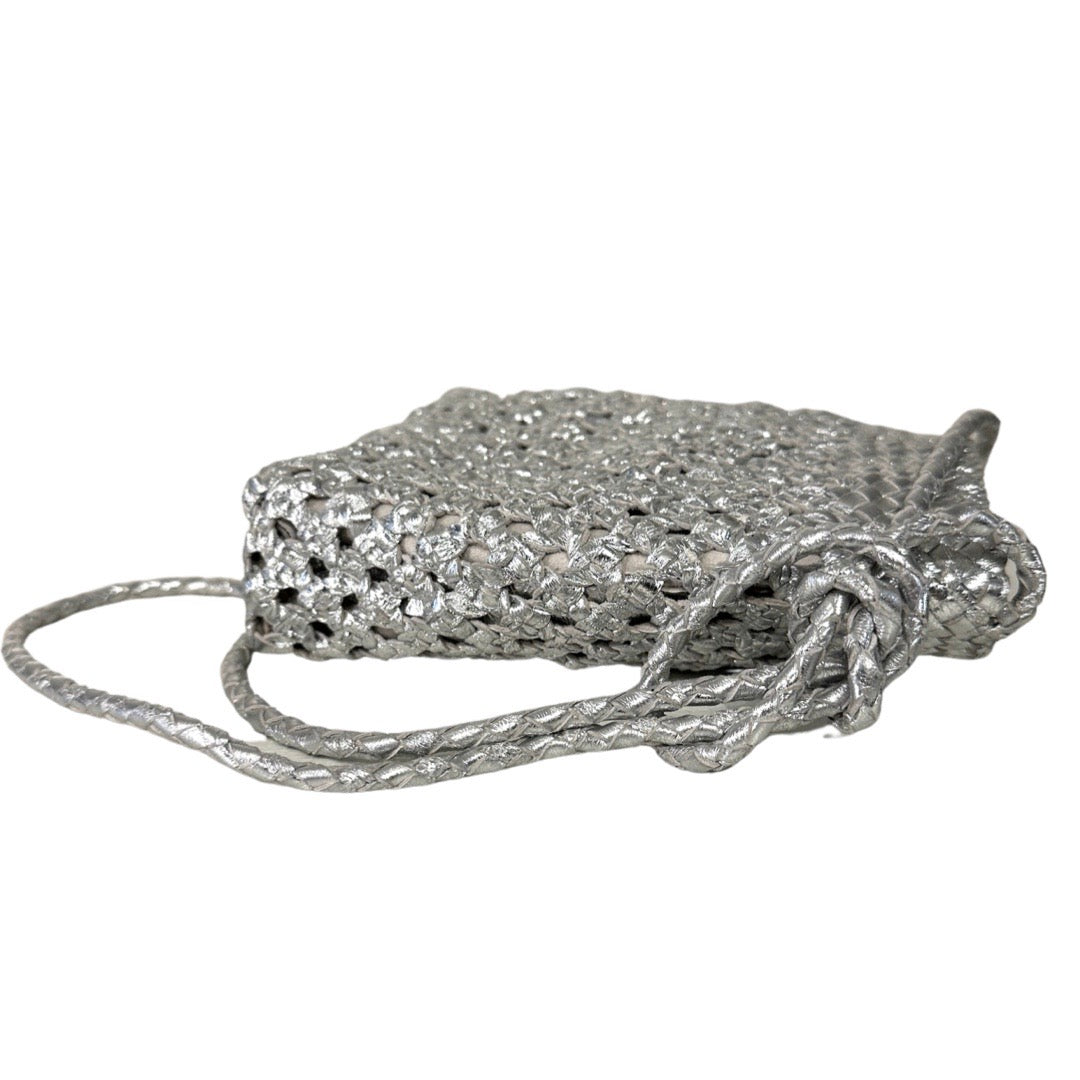 LABEL17 presents Crossbody Bag Lalla Party, Silver, made of supple Lamb-Nappaleather, hand-braided