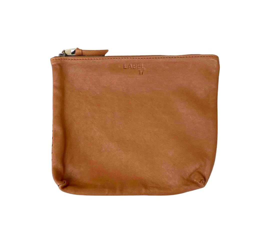 Etui Tresse, Cognac by LABEL17: hand-braided pouch made of supple lamb-nappa leather