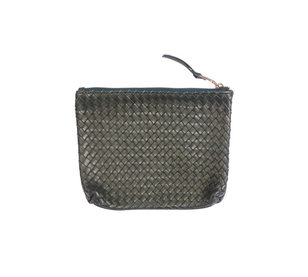 Etui Tresse Small by LABEL17: small pouch for daily items like pencil or make-up things. Made of supple lambnappa leather, hand braided