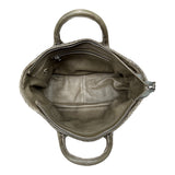 Handbag Cabas Tresse Medium: Leichte Handtasche, von Hand geflochten, geschmeidiges, pflanzlich gegerbtes Lamm-Nappaleder, LABEL17
