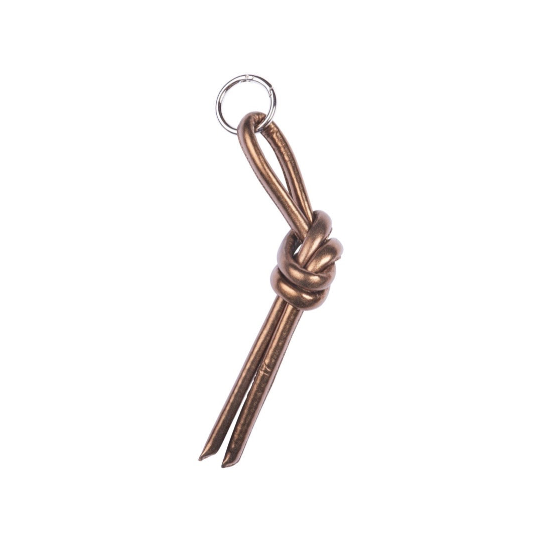 Keyring Knot Large in Bronze Metallic by LABEL17, made of supple  lamb-nappa leather for car keys or decoration piece to the hand-braided shoulder bag