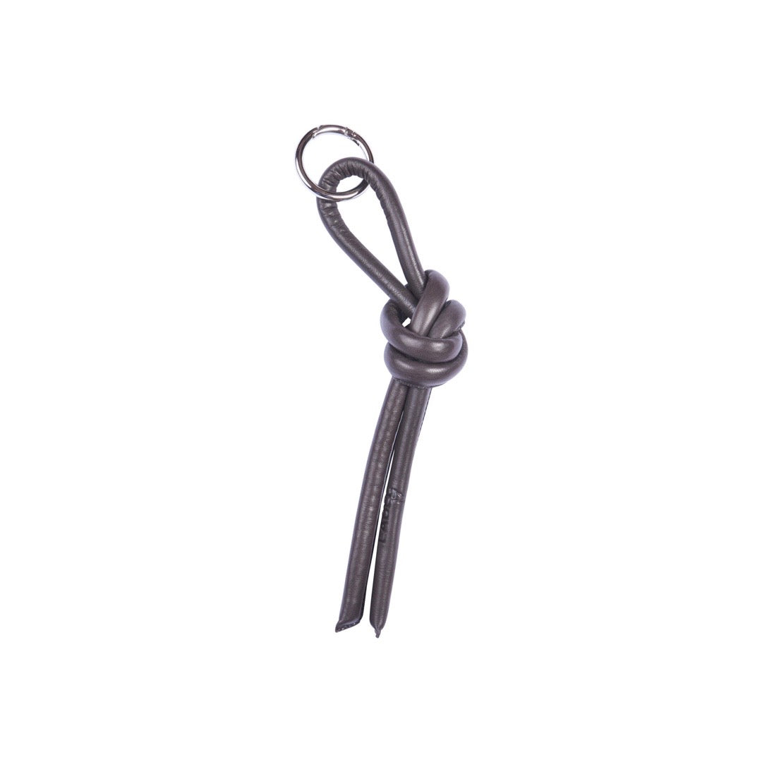 Keyring Knot Large in Darkbrown by LABEL17, made of supple  lamb-nappa leather for car keys or decoration piece to the hand-braided shoulder bag