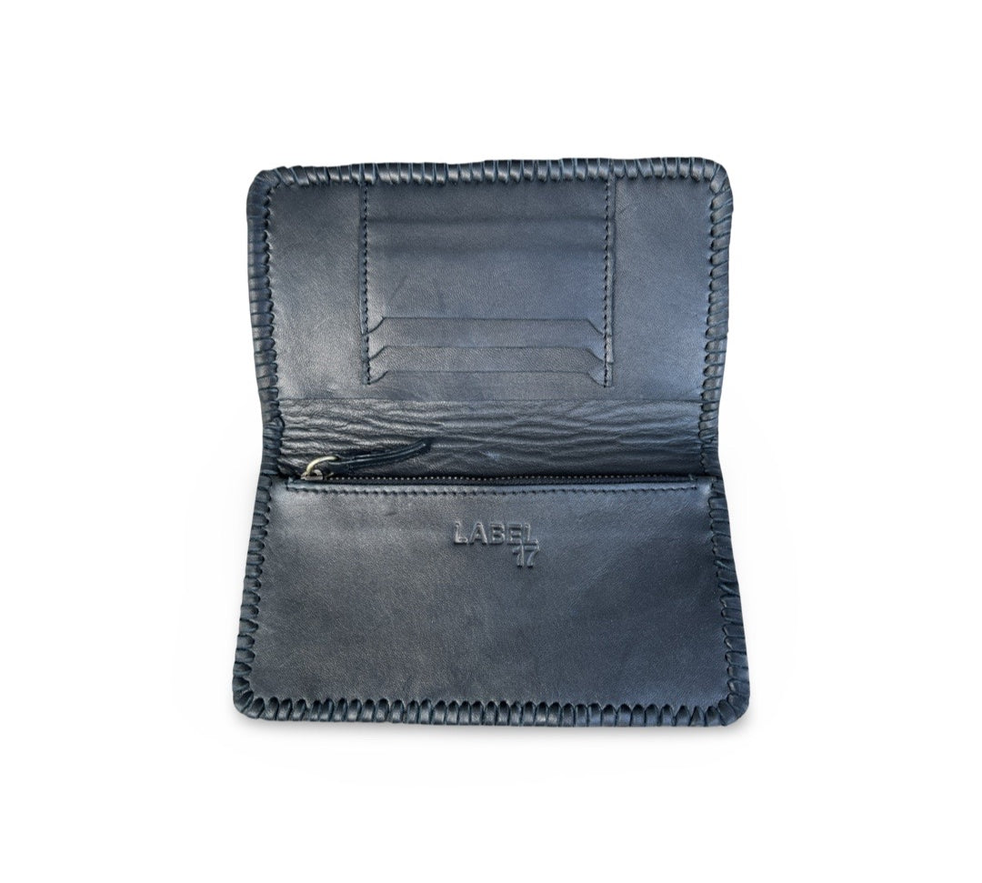 LABEL17 presents the Portemonnaie Ivy in Black, made of supple Lamb-Nappaleather