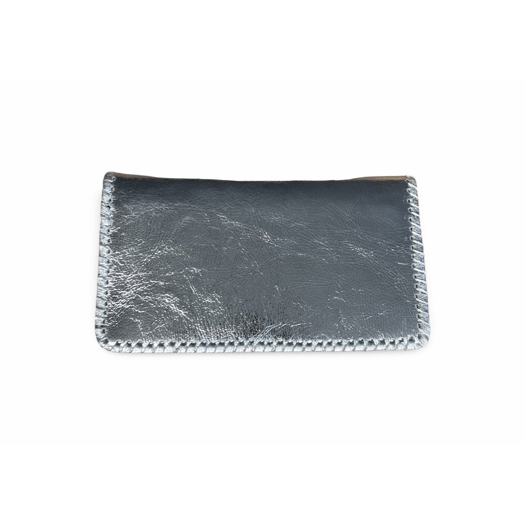 LABEL17 presents the Portemonnaie Ivy in Silver, made of supple Lamb-Nappaleather