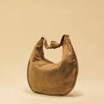 Saddle Bag IVY Medium aus Suede-Leder in Sand von LABEL17. Handgefertigt in Marokko