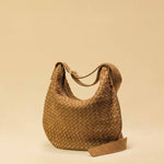 Saddle Bag LUNA Medium aus Suede-Leder in Sand von LABEL17. Handgefertigt in Marokko