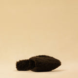 The ‘Shearling Mules CHARLY’ slipper by LABEL17 is crafted from soft lambskin for exceptional comfort. The lambskin-lined footbed provides a soft feel with every step. Featuring a fine leather sole and a subtle 1.5 cm heel, this shoe is perfect for both indoor and outdoor wear. Handmade in Morocco.
