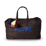 The LABEL17 Shoulder Bag Large is made of Original Harris Tweed and embroidered with the word #LOVE