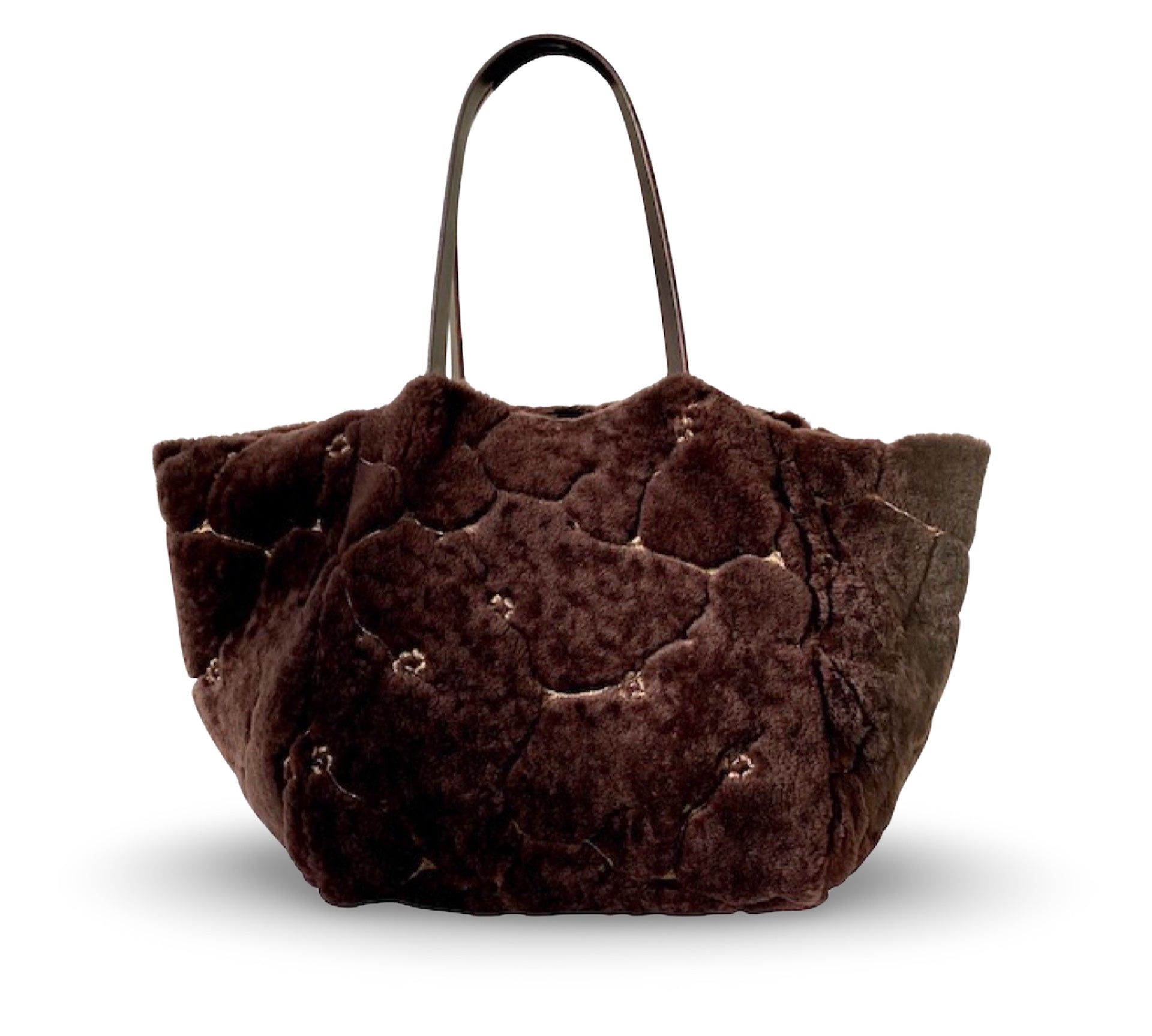 Diese LABEL17 Shoulder Bag ist nach dem Handwerk der St. Galler Spitze, aufwendig im Appenzell, Schweiz bestickt. 