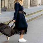The Shoulder Bag ORIGINAL by LABEL17 is a timeless piece, crafted from fine, vegetable-tanned nappa leather and hand-braided. It features a zipper closure and a convenient interior pocket for your essentials.