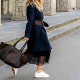 The Shoulder Bag ORIGINAL by LABEL17 is a timeless piece, crafted from fine, vegetable-tanned nappa leather and hand-braided. It features a zipper closure and a convenient interior pocket for your essentials.