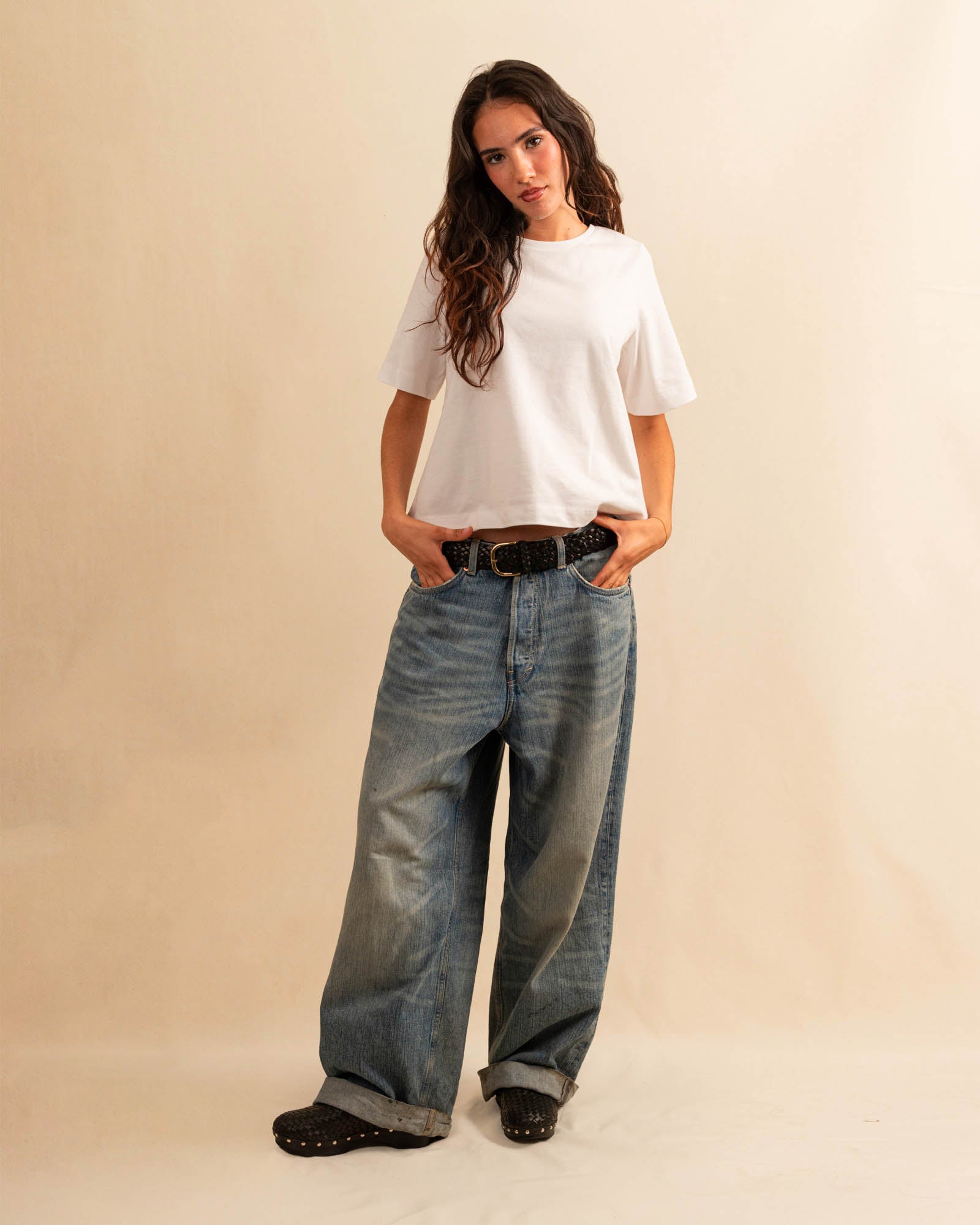 Der Braided Belt 40 von LABEL17 ist ein Gürtel aus pflanzlich gegerbtem Lamm-Nappaleder, von Hand geflochten in Marokko, mit einer Messing Schnalle aus Italien und gefertigt in der Schweiz.