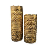 Die Vase Chacha tall von LABEL17 ist aus Keramik und vergoldet