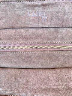 LABEL17 Handbag Tresse Medium Majestic aus geschmeidigem, pflanzlich gegerbtem Lamm-Nappaleder, von Hand geflochten, Black Zip