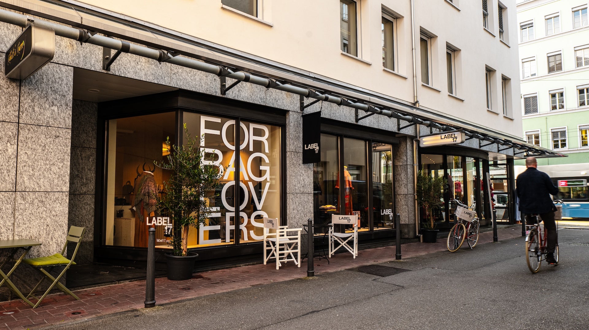 LABEL17 STUDIO Seefeldstrasse 7 outside 9.jpeg__PID:f763ac85-3728-4076-ae96-51c09c6228d4