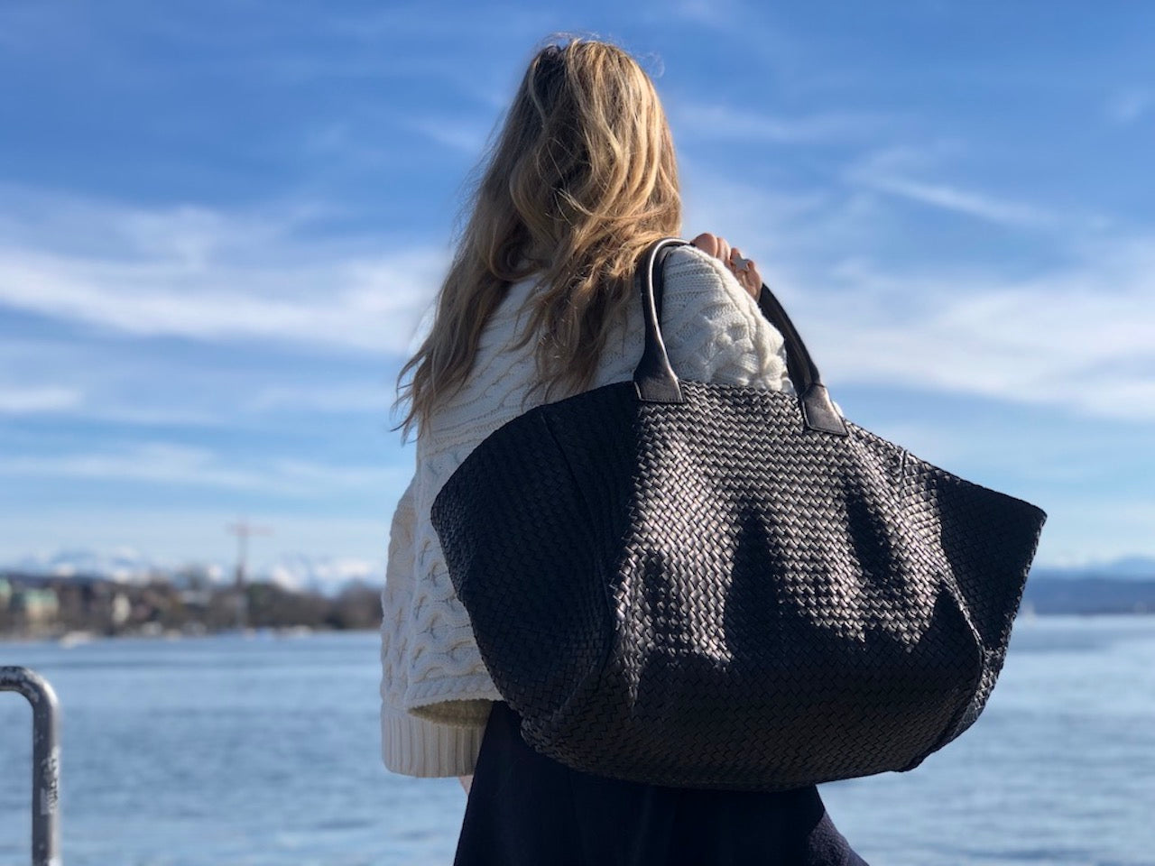 Shoulder Bag XL, Weekender, von Hand geflochten, Schultertasche, LABEL17