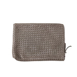 LABEL17 Laptop Case 13" - 14", von Hand geflochten, geschmeidiges, pflanzlich gegerbtes Lamm-Nappaleder, olive