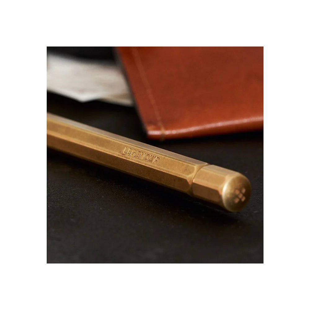 LABEL17 presents the Legendaer Pen, made of brass