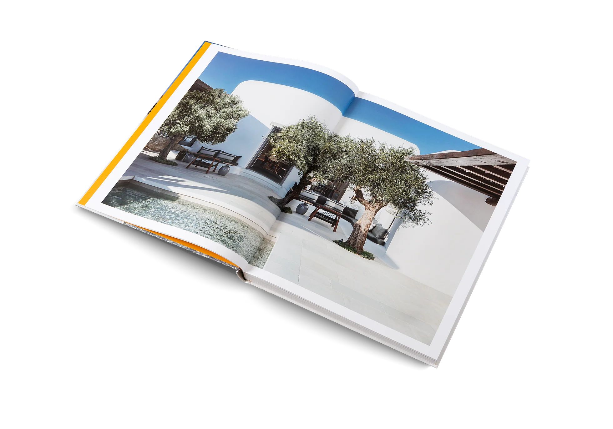 With their understated beauty and holistic design, Mediterranean homes are a perennial source of inspiration - The Style of this Book is pairing with the style of LABEL17.