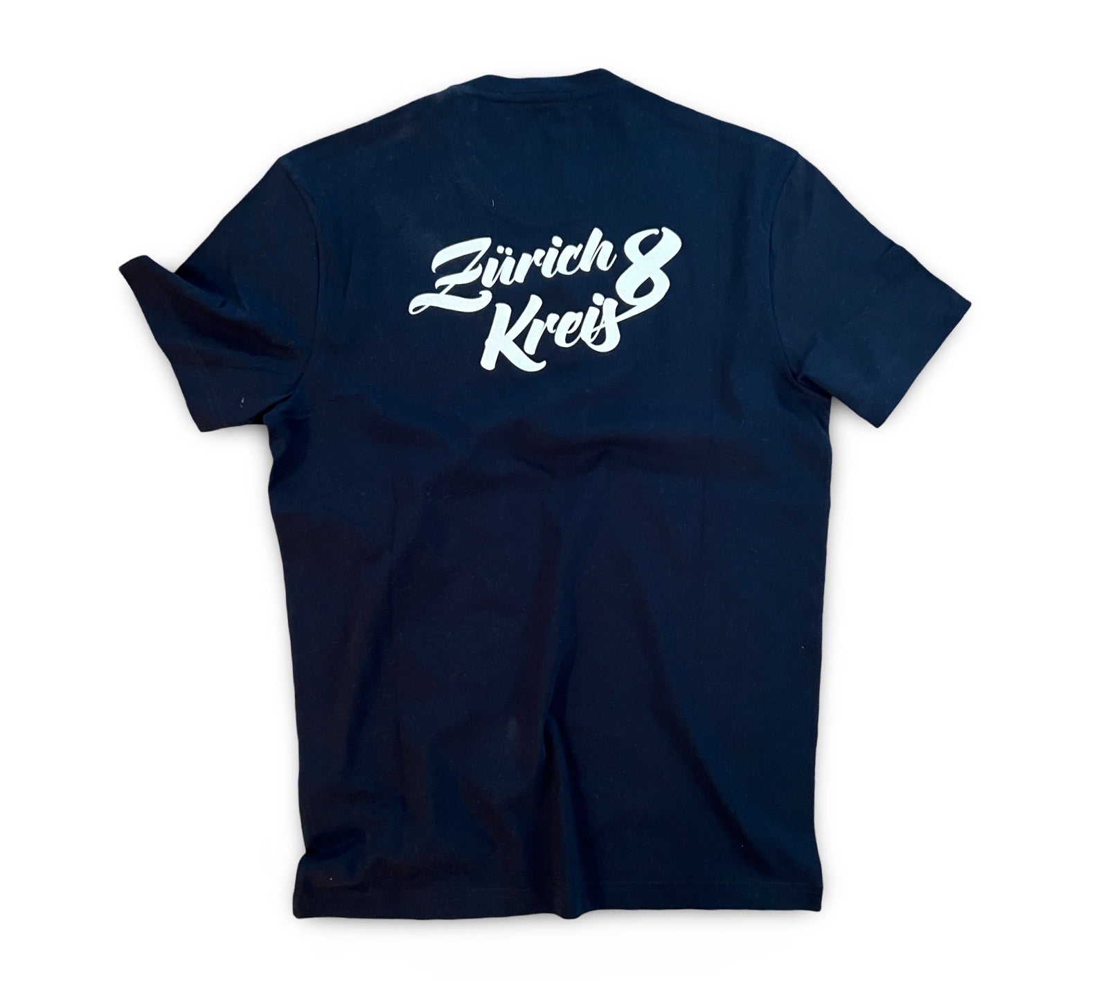 Zurich Kreis 8 meets Stefan Brandt and LABEL17 to celebrate the Quality and Style of Timeless Elegance with this T-Shirt