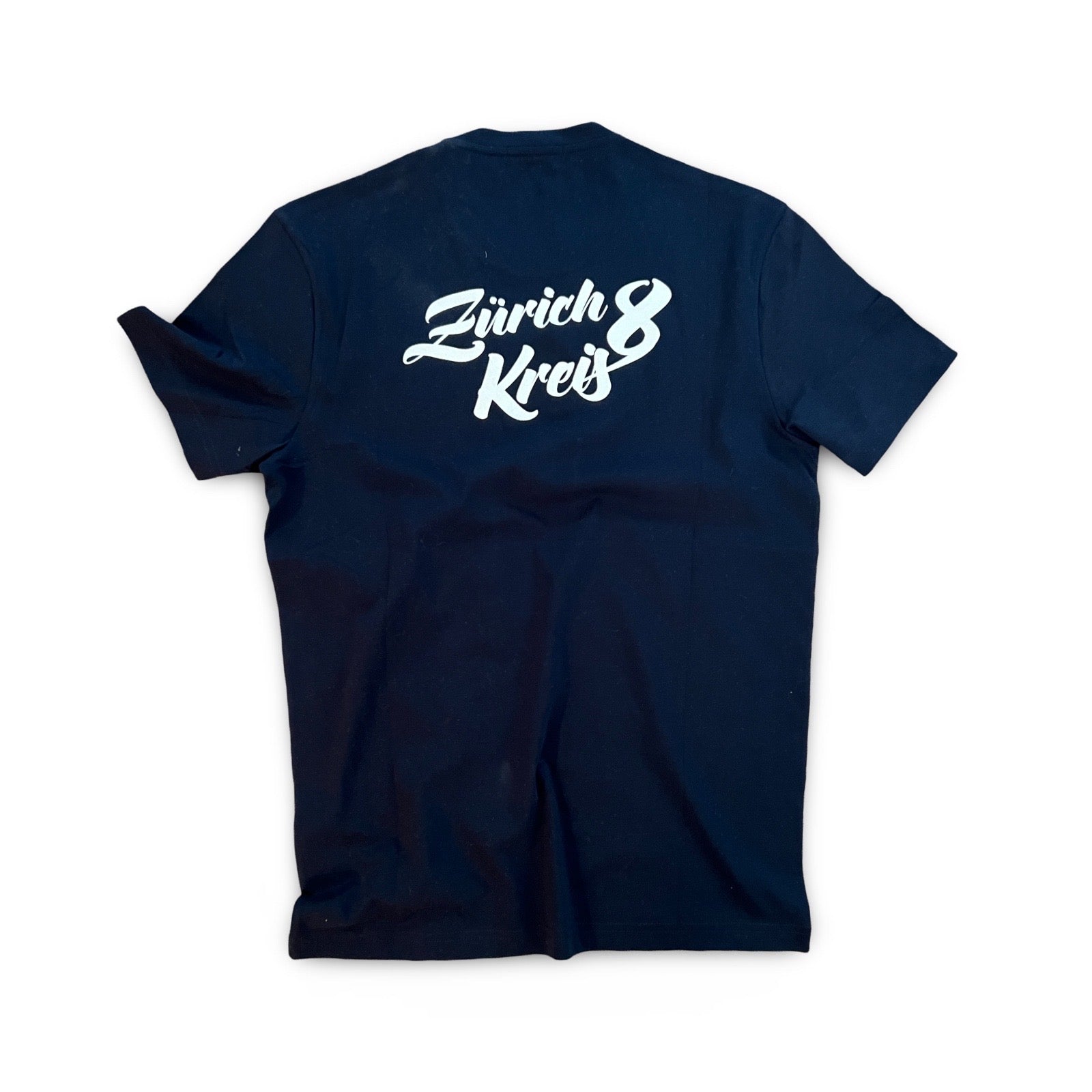 Zurich Kreis 8 meets Stefan Brandt and LABEL17 to celebrate the Quality and Style of Timeless Elegance with this T-Shirt